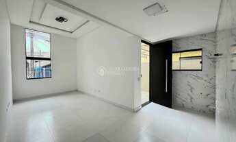 Imagem 2: Casa Térrea com 3 Quartos e uma suíte