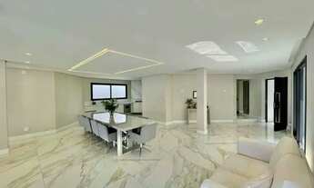 Imagem 6: Sobrado para aluguel e venda possui 528 m2 com 6 quartos em São Paulo II - Cotia - SP