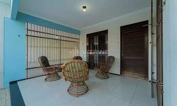 Imagem 3: Grande Casa à Venda no 13 de Maio 4 Quartos, Piscina e Ótima Localização!