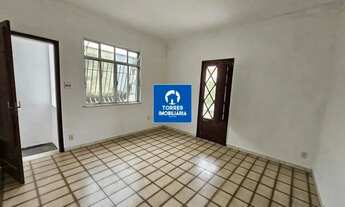 Imagem 2: Camarão - Sobrado com 3 quartos na Rua Ana Camarão