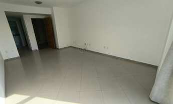 Imagem 4: Imóvel para aluguel possui 110 metros quadrados com 3 quartos em Praia do Pecado - Macaé