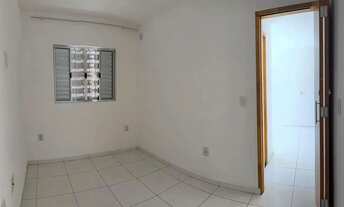 Imagem 3: Casa Térrea Compacta e Funcional Oportunidade no Bairro Cerâmica!