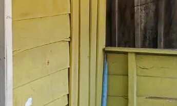 Imagem: Venda de uma casa de dois piso de mandeira