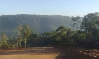 Imagem 6: Terreno bem localizado na divisa