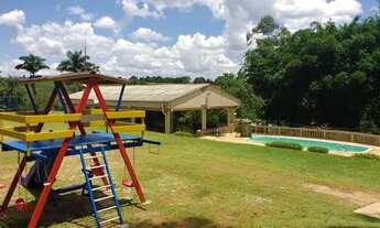 Imagem 3: Vende-se Chácara Completa com 8.700 m² de Natureza, Lazer e Sustentabilidade