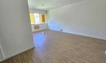 Imagem 5: Apartamento para alugar Rua do Bispo - 3 quartos, 2 banheiros, 1 vaga na escritura - 115 m