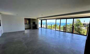 Imagem 7: Casas em condomínio de alto padrão na praia do Siriú