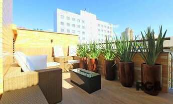 Imagem 4: Apartamento de três quartos com suíte e duas vagas de garagem no bairro Passo da Areia, em