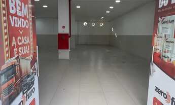 Imagem 4: RC Galpão / depósito com 4 vagas na garagem