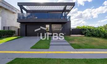 Imagem 5: Sobrado à Venda no Condomínio Portal do Sol Green Esquina, Projeto Exclusivo e 4 Suítes P