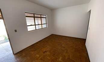 Imagem 4: Casa para aluguel tem 200 metros quadrados com 3 quartos