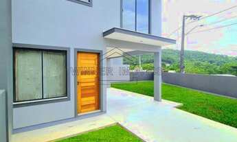 Imagem 2: Sobrado para Venda em São José, Potecas, 3 dormitórios, 1 suíte, 2 banheiros, 2 vagas