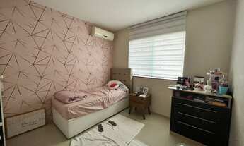 Imagem 2: Casas de condomínio para venda com 130 metros quadrados com 3 quartos