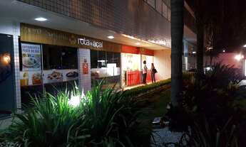 Imagem 2: Sala comercial para venda possui 32 metros quadrados com 1 quarto