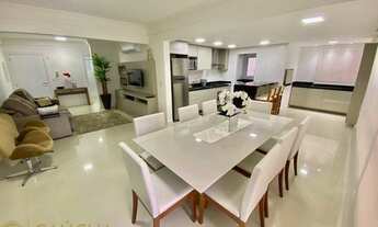 Imagem: Finamente Mobiliado e decorado composto