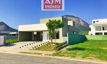 Imagem 2: Casa em Condomínio de Alto Padrão, c/ 3 Quartos (2 Suítes c/ Closet) em Inoã (Inoã) - Mari