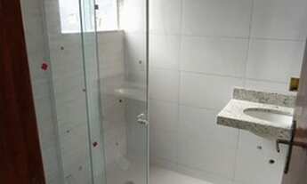 Imagem 6: Casa com 3quartos a poucos metros daCâmara Municipal na primeira quadra da Rodovia em Rio