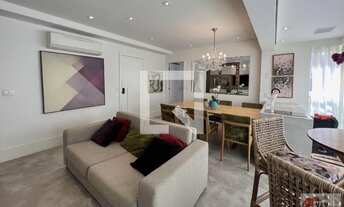 Imagem 2: Apartamento para Venda em São Paulo, Vila Olímpia, 3 dormitórios, 2 suítes, 5 banheiros, 2