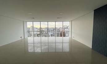 Imagem 2: Centro Comercial City Life