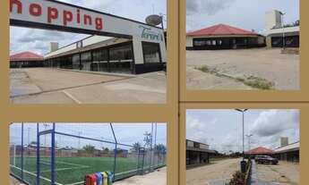 Imagem 2: Shopping Completo - Portão Fechado