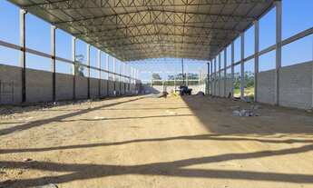 Imagem 3: Galpão/Depósito/Armazém 2500 metros 8 docas + plataforma integral