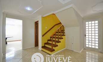 Imagem 5: IMOBILIARIA JUVEVÊ VENDE SOBRADO 354,56M² - 4 QUARTOS (2-SUÍTES) TERR.528,00M² - LOTEAMENT