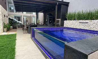 Imagem 1: Casa para venda possui 300 m2 com 5 /4 em Piatã - Salvador - Bahia