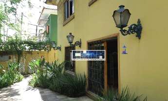 Imagem: CASARÃO com 6 DORMITÓRIOS sendo 1 SUÍTE