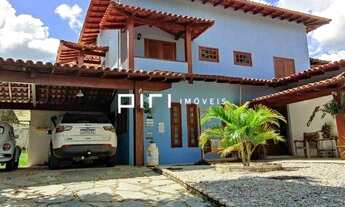 Imagem: BELÍSSIMO SOBRADO EM PIRENÓPOLIS - INVESTIMENTO