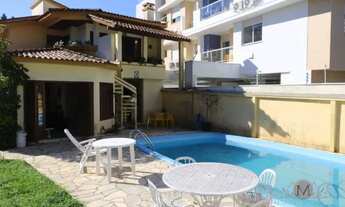 Imagem 2: FLORIANóPOLIS - Casa Padrão - Itacorubi