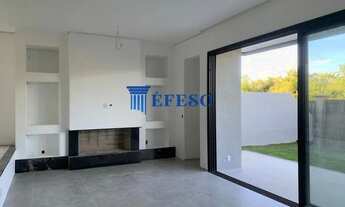 Imagem 5: Casa de condomínio sobrado para aluguel possui 317 metros quadrados com 3 quartos