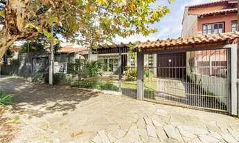 Imagem 2: PORTO ALEGRE - Casa Padrão - Chácara das Pedras