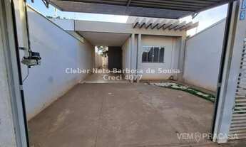 Imagem 2: ALUGO CASA COM 03 DORMITÓRIOS, CÔMODOS AMPLOS E IPTU INCLUSO