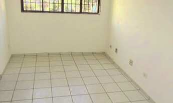 Imagem 2: Apartamento com 2 quartos para alugar por R$ 780.0