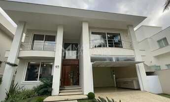 Imagem: Casa em condomínio fechado 4 dormtórios