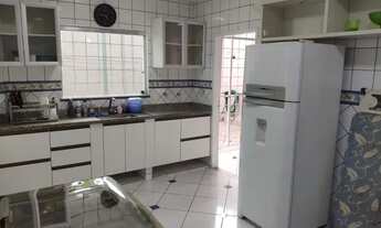 Imagem 7: Casa de condomínio sobrado para aluguel possui 120 metros quadrados com 3 quartos