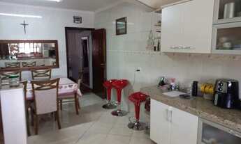 Imagem 3: Sobrado para venda com 175 metros quadrados com 3 quartos