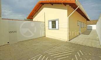 Imagem: CASA à venda com piscina e 2 quartos em