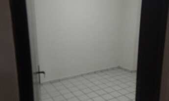 Imagem: Quarto disponível para aluguel, entrada