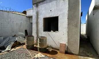 Imagem 2: IND CASA COM ÓTIMO ESPAÇO EXTERNO À VENDA NO BAIRRO JARDIM PRIMAVERA - MONTES CLAROS MG