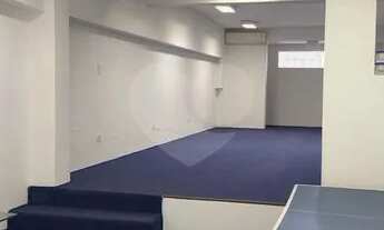 Imagem 2: Sobrado adaptado para ponto comercial na Rua Eça de Queiroz