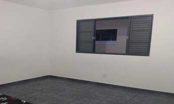 Imagem 4: 01 quarto, sala, cozinha e WC