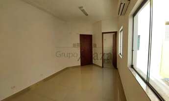 Imagem 3: Jacarei - Terreno Padrão - Centro