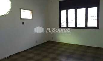 Imagem 2: CASA 2 QUARTOS, FRENTE , RUA QUIRIRIM, VILA VALQUEIRE