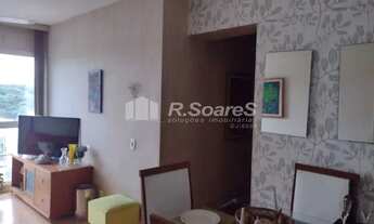 Imagem: BOM APTO COM SALA DOIS QTOS CONDOMNIO COM