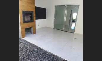 Imagem 2: Itapema Sobrado padrão de 3 dormitorios sendo 1 suite