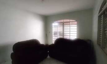 Imagem 4: Casa para venda com 170 metros quadrados com 3 quartos