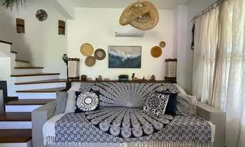 Imagem 7: Sobrado para Venda em Imbituba, Praia do Rosa, 3 dormitórios, 1 suíte, 3 banheiros