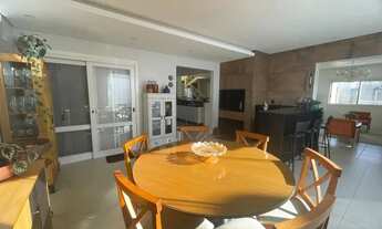 Imagem 7: Casa 3 dormitórios no Laranjal, parte alta, piscina, churrasqueira, excelente estado!