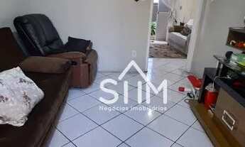 Imagem 6: Casa com 3 dormitórios, sendo 1 suíte, 2 varandas, sala de TV, edícula com churrasqueira e